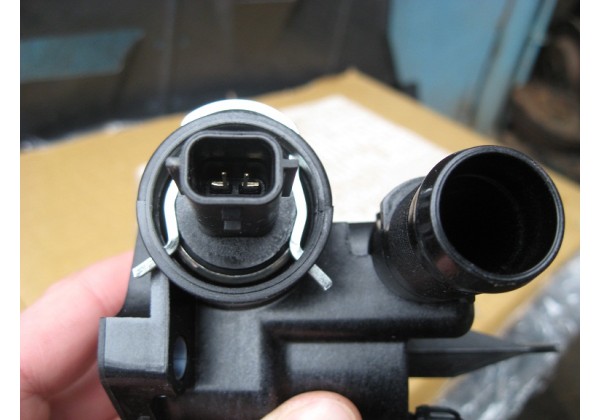 корпус термостатa, термостат Renault 1.5 dci, K9K, 558751, 8200558751, 8200400553, 110605536R, 8200954328, 110603026R *
